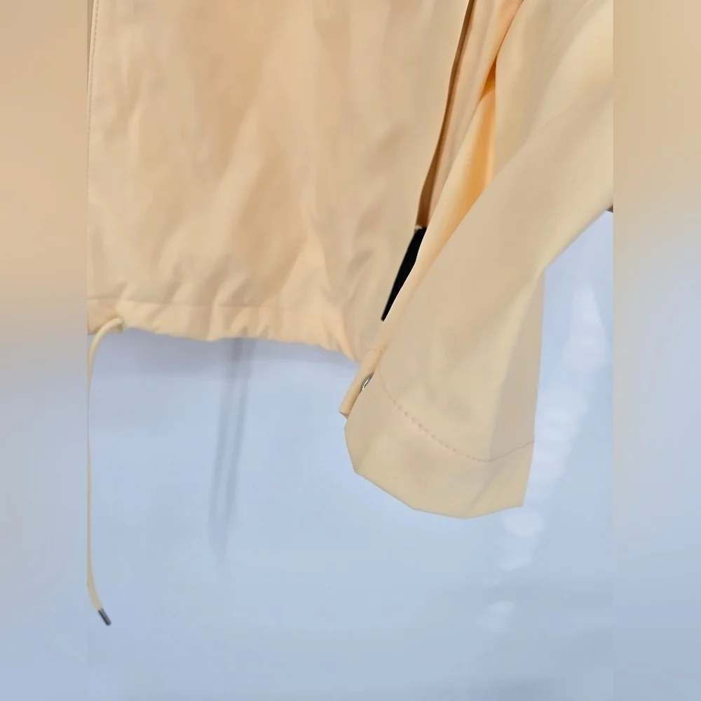 NWT! RAINS, Suva Hardshell Short String W Jacket, Gleam, Size Small, MSRP $259